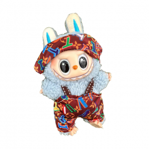 М’яка іграшка Labubu в одязі